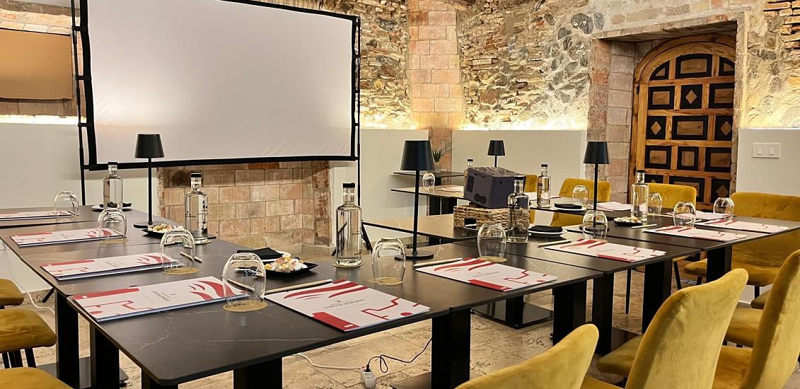Business meetings at Boutique Hotel Comtal Empúries