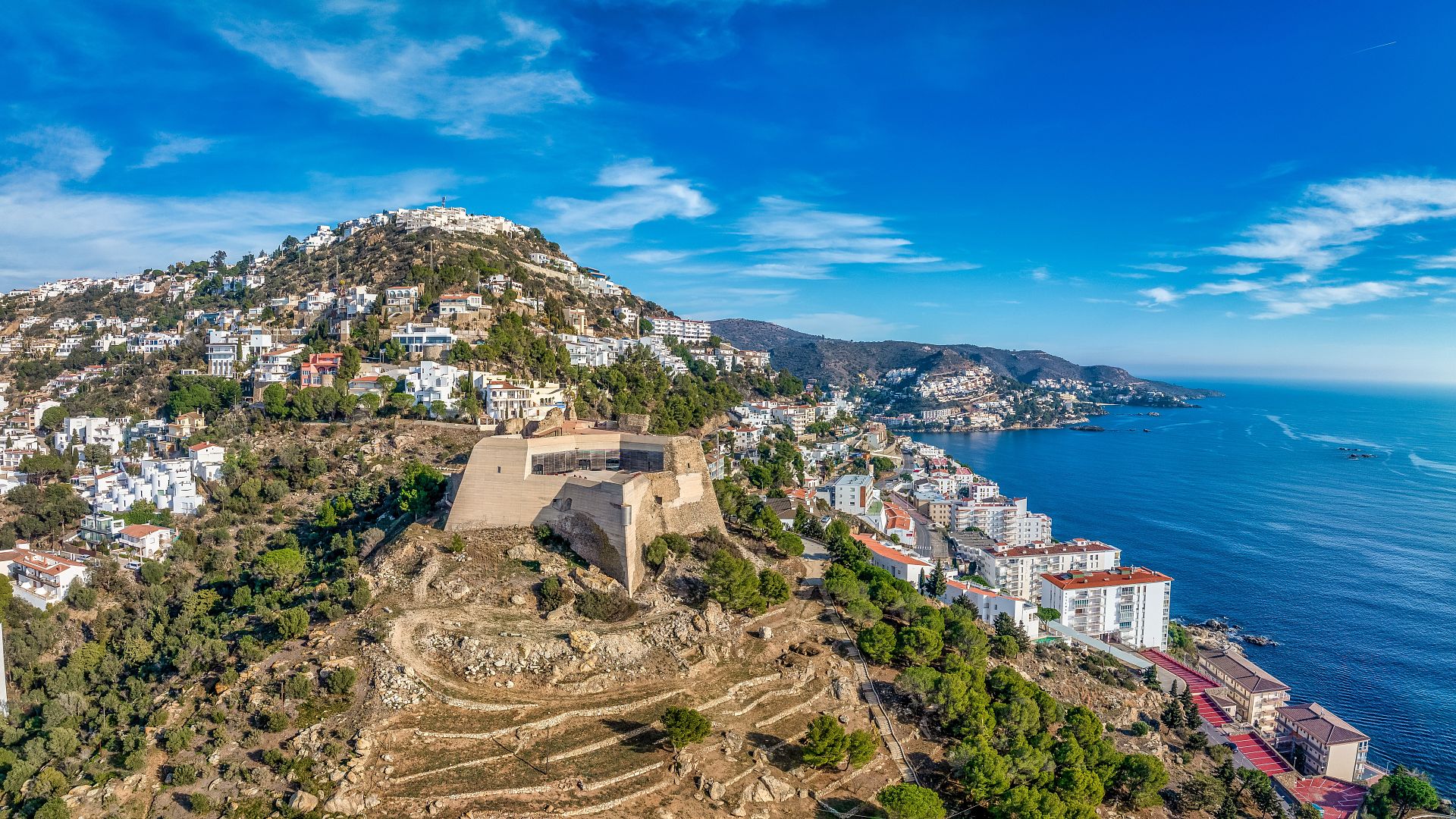 Déjate sorprender por la belleza y el patrimonio de Roses